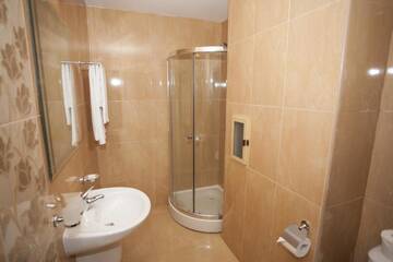 Фото номера Апартаменты с 2 спальнями Апарт-отели Red Hotel г. Лозенец 4