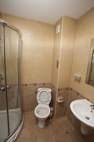 Фото номера Апартаменты с 1 спальней Апарт-отели Red Hotel г. Лозенец 11