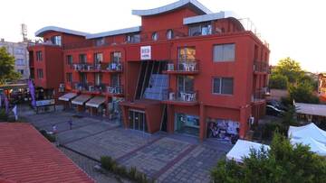 Фотографии Апарт-отели Red Hotel г. Лозенец (Болгария) №2 Фото Апарт-отели Red Hotel г. Лозенец 2