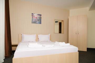 Фото номера Двухместный номер с балконом (для 2 взрослых) Отель Lozenets View Hotel г. Лозенец 2
