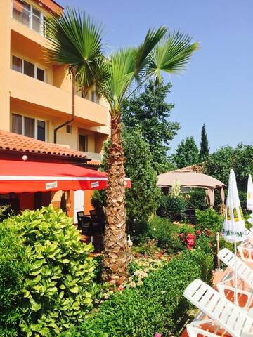 Фото Отель Family Hotel Kontesa г. Лозенец 4