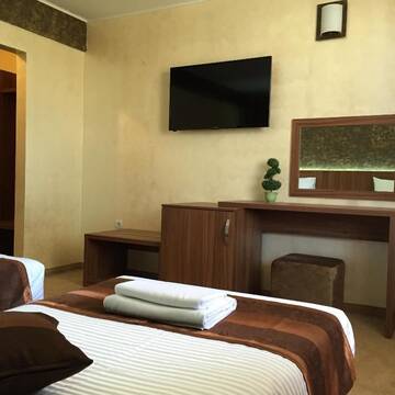 Фото номера Двухместный номер с 1 кроватью или 2 отдельными кроватями Отель Family Hotel Kontesa г. Лозенец 9
